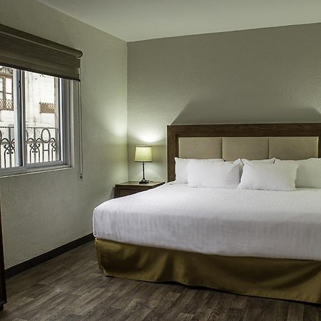 Hotel Adriana Hidalgo del Parral Zewnętrze zdjęcie