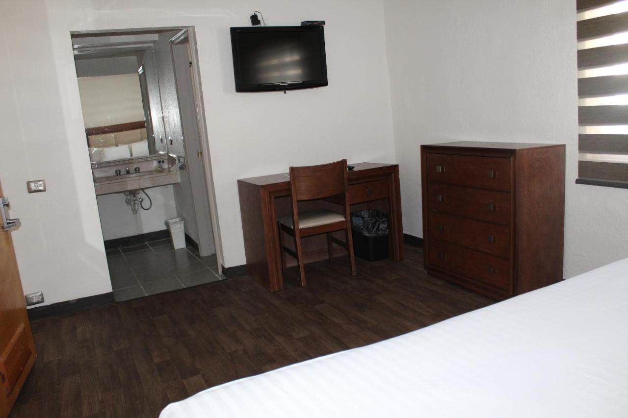 Hotel Adriana Hidalgo del Parral Zewnętrze zdjęcie